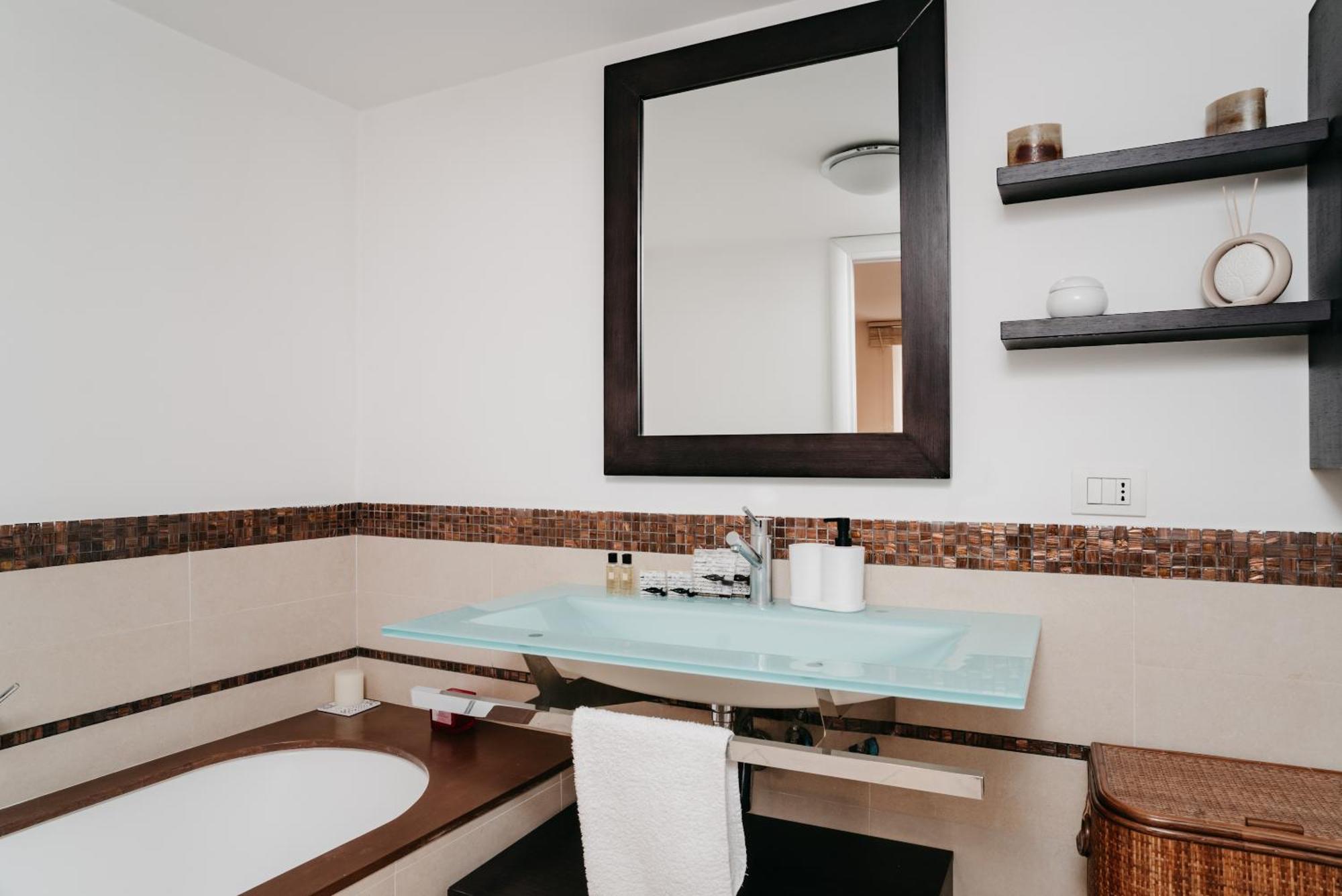 La Casa Dell' Avvocato - Centro Lägenhet Neapel Exteriör bild
